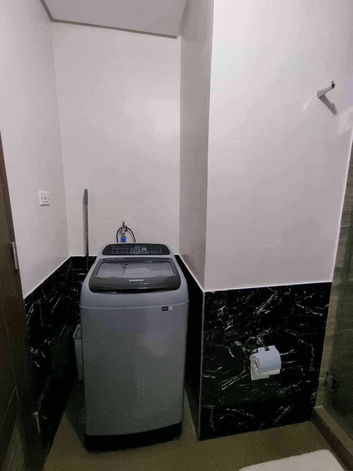 Cebu Condo For Rent in Galleria Residences Cebu City - photo 2