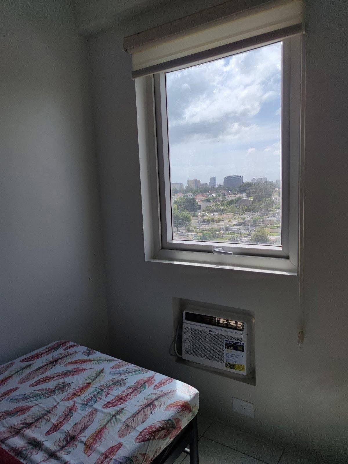 🌆✨FOR RENT – Spacious 3BR Condo in Urban Deca Homes Banilad!✨🌄 - photo 3