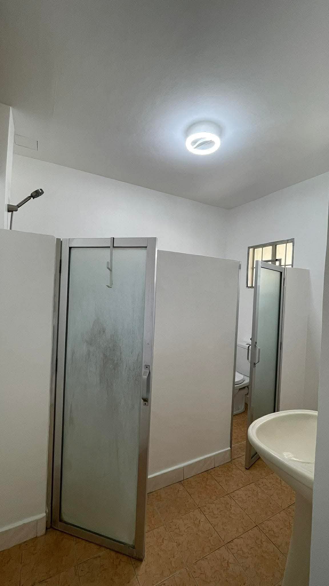 SPACIOUS LAHUG FAMILY HOME 🏠👨‍👩‍👧‍👦 - photo 2