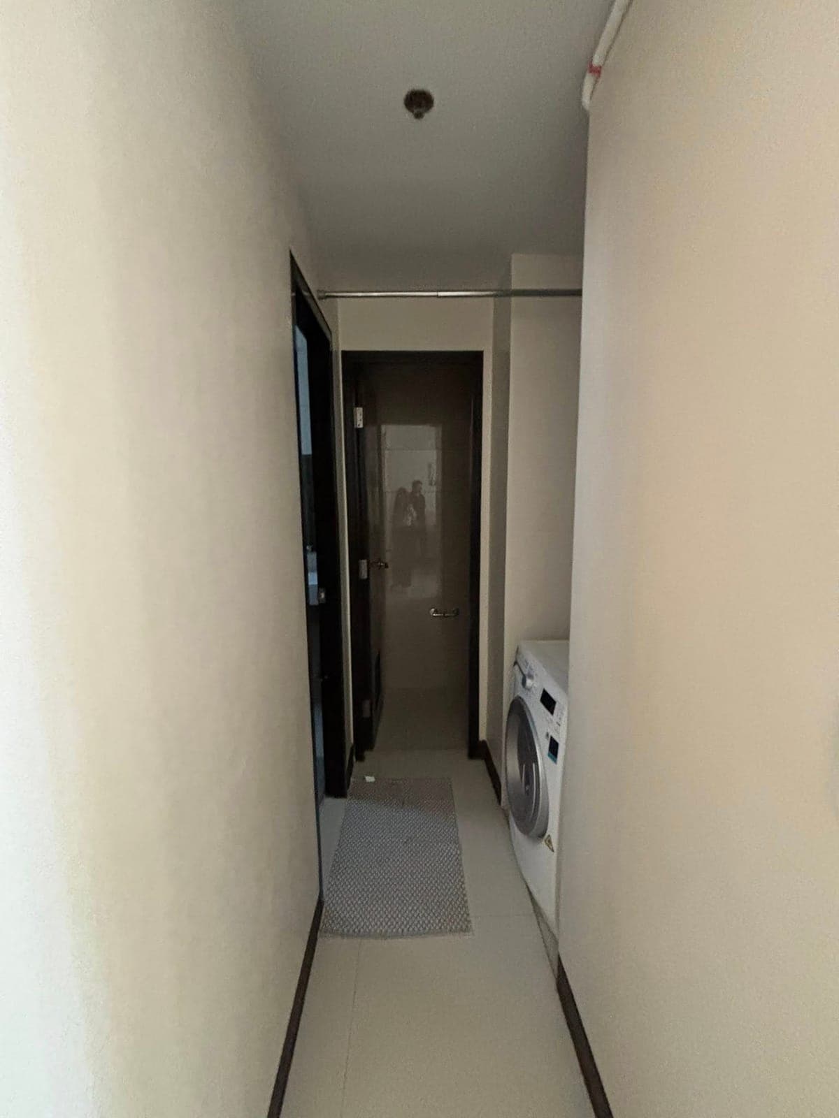 FOR RENT IN MACTAN NEWTOWN - photo 4