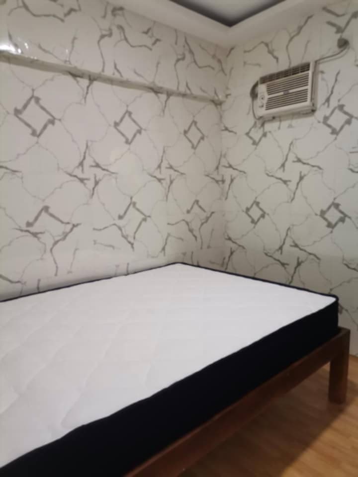 ROOM FOR RENT IN COLON GOOD FOR 2 PAX,WALKING DISTANCE TO ANY REVIEW CENTER & UC MAIN - photo 1