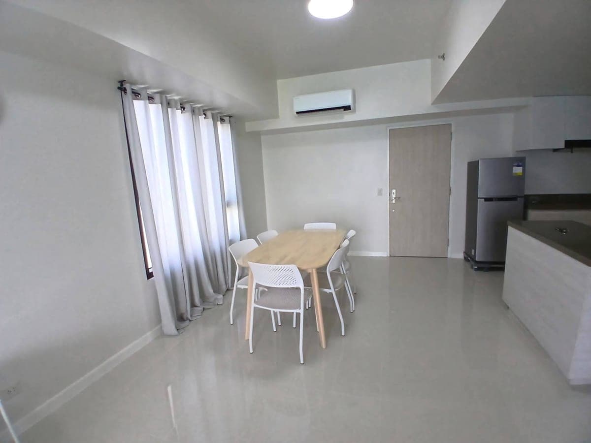 3BR Condo for Rent – Mandani Bay Suites Tower 1 🏢✨ - photo 2