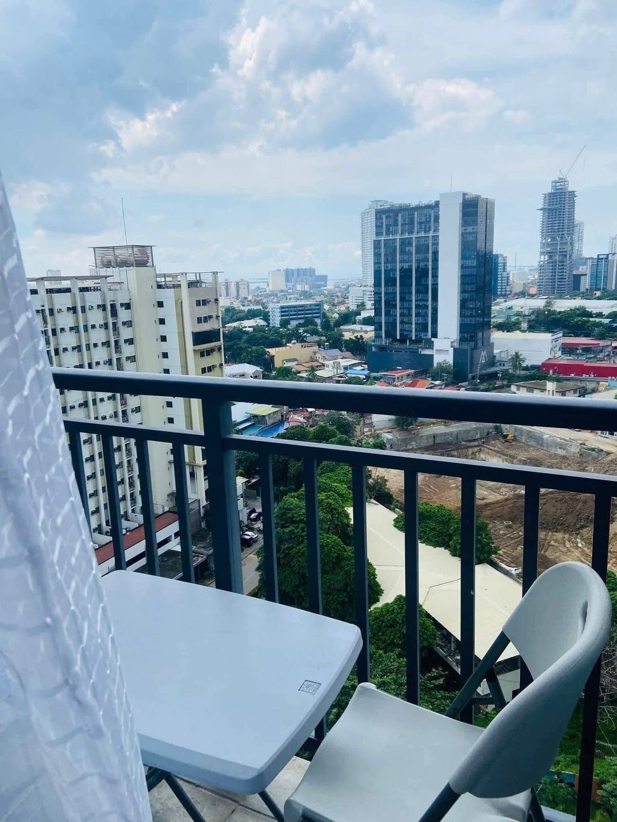 ✨STUDIO UNIT FOR RENT with BALCONY - photo 6
