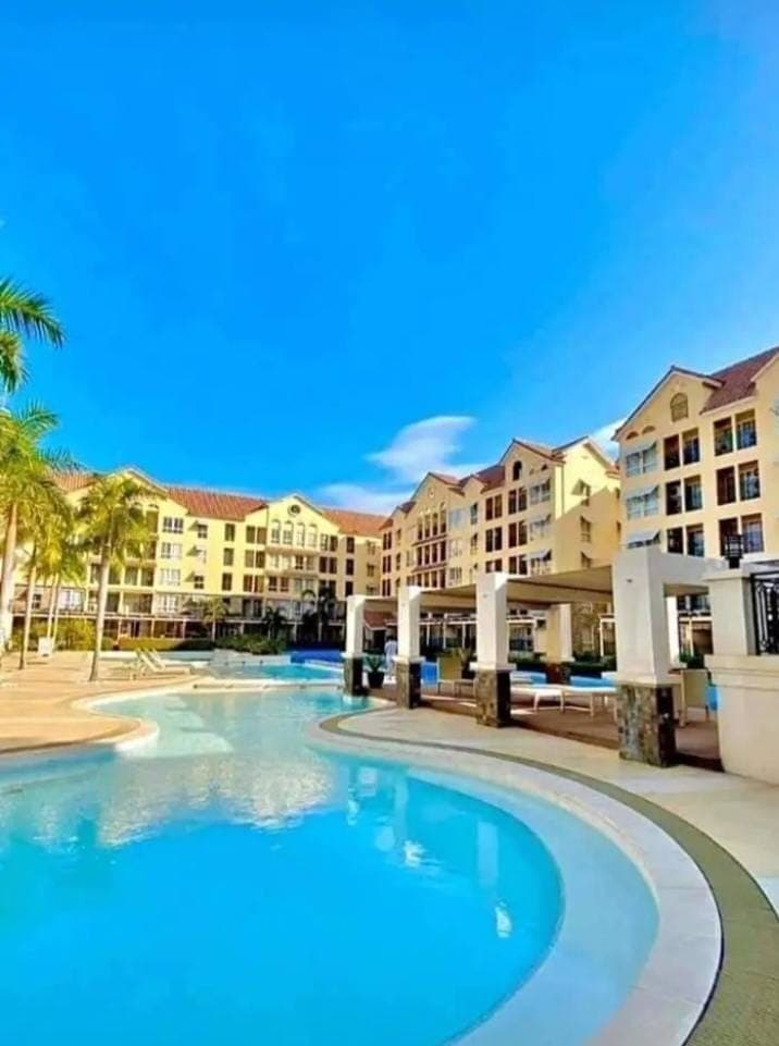 Amalfi Citi de Mare condo 2BR@SRP area...available daily,weekly,monthly or long term rent...pm me directly - photo 3