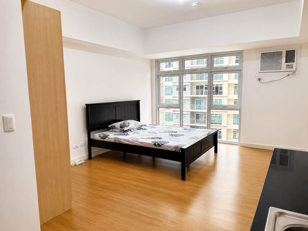 FOR RENT : THE VERANDA STUDIO UNIT - photo 2