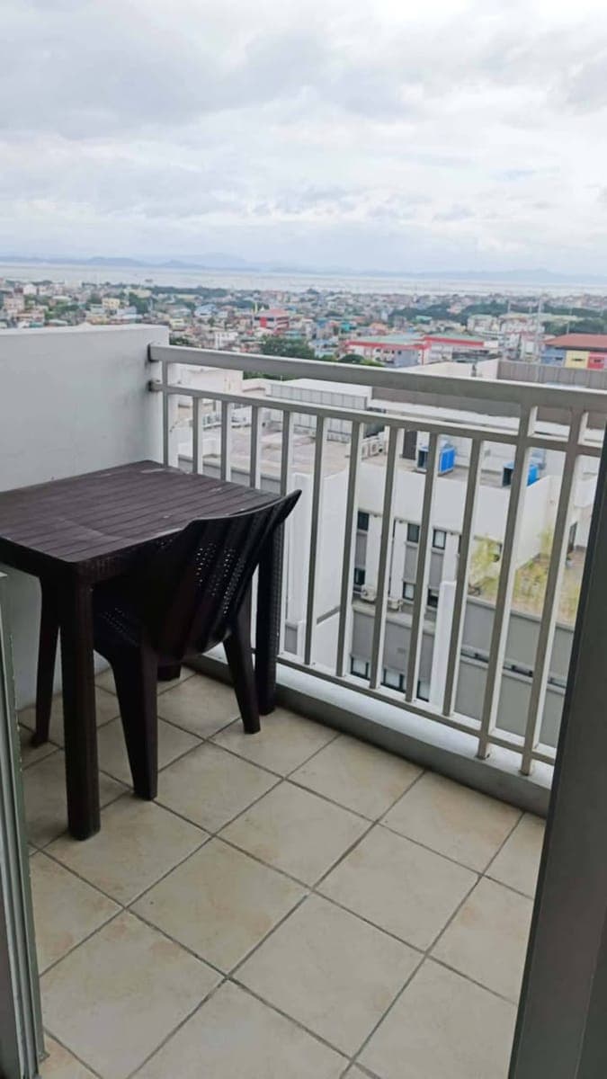 For Rent: - photo 1
