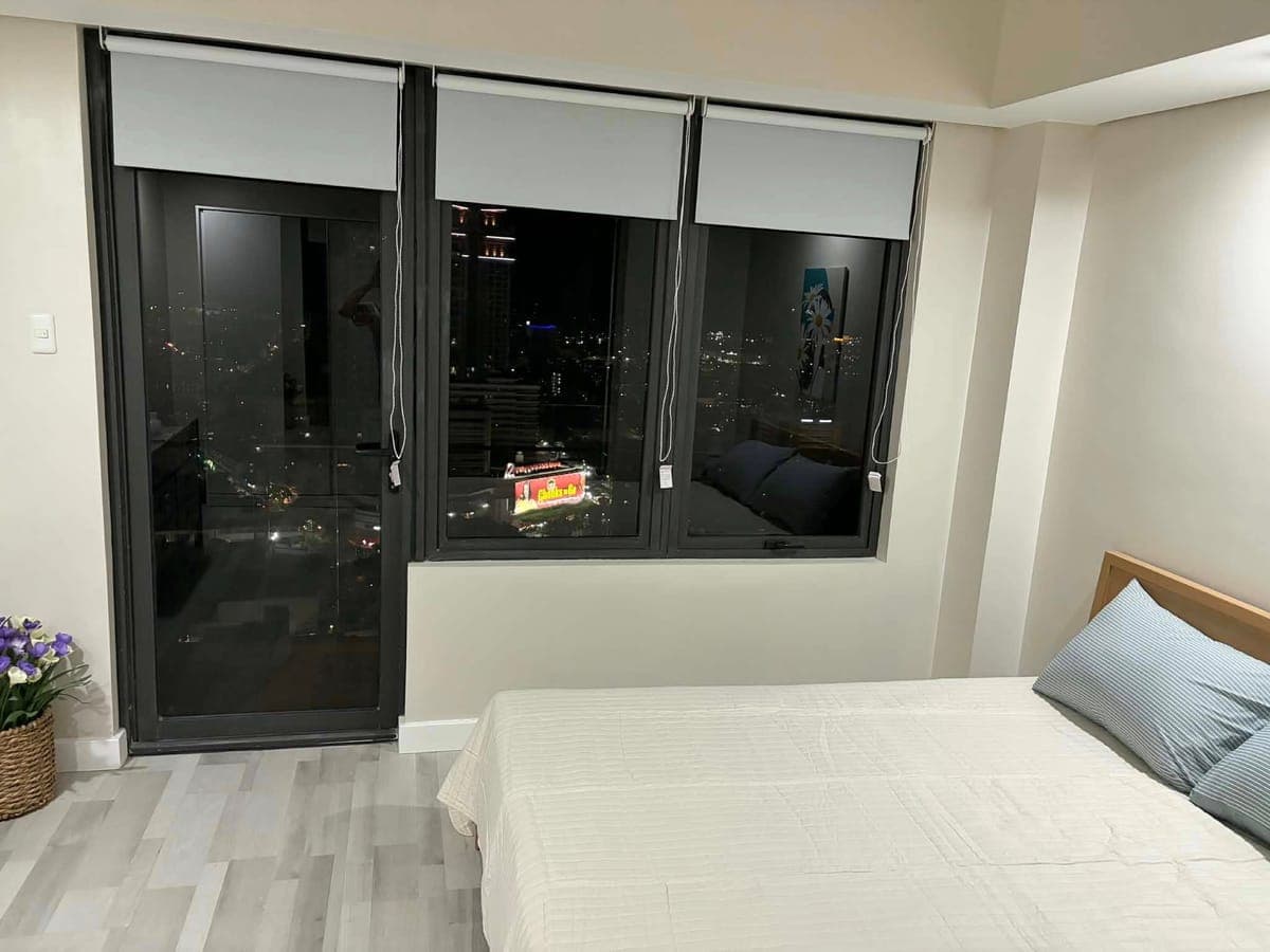 Be the First to rent in the heart of the City - photo 7