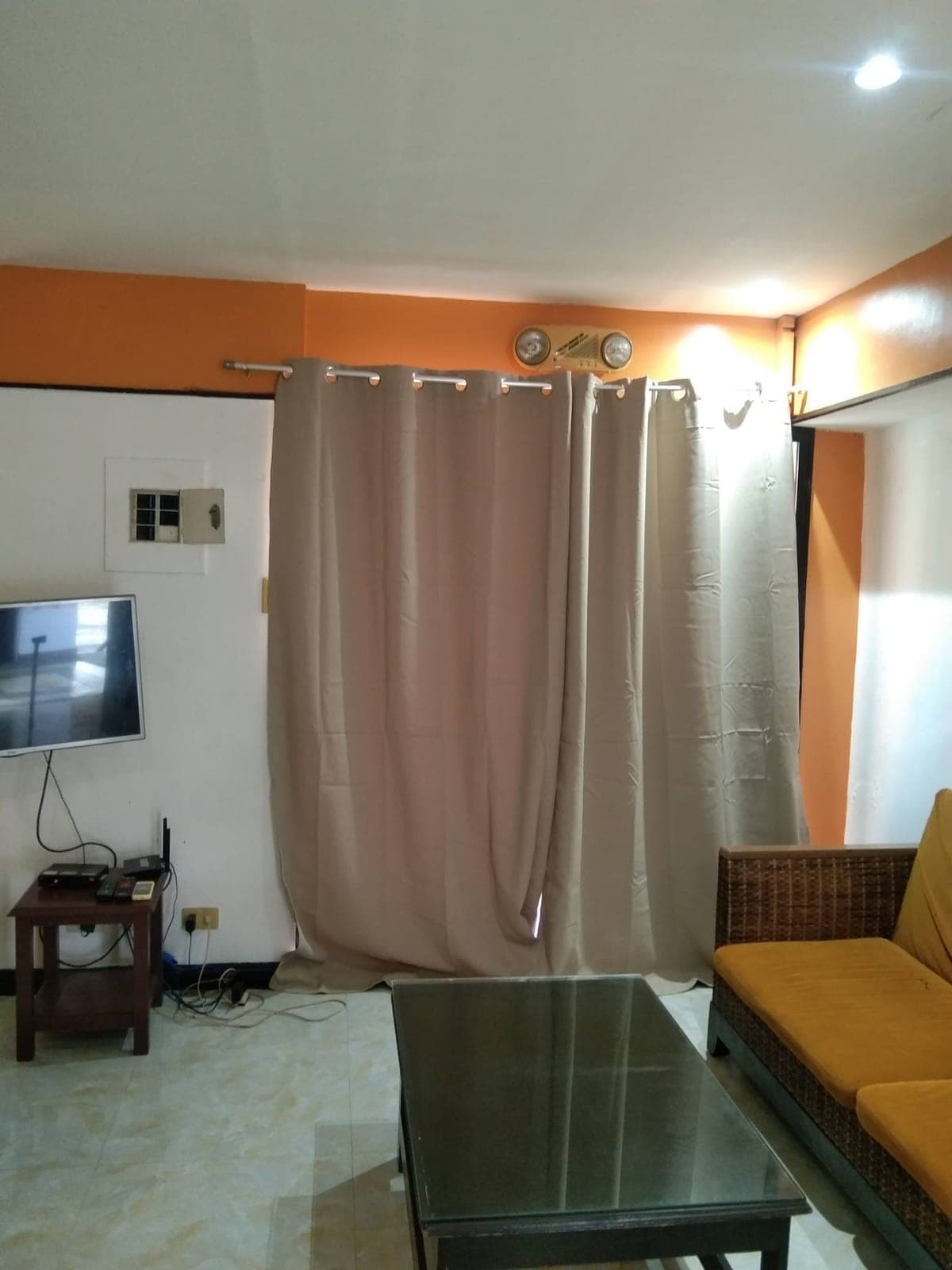 Eyes 👀 here 👇 - photo 13