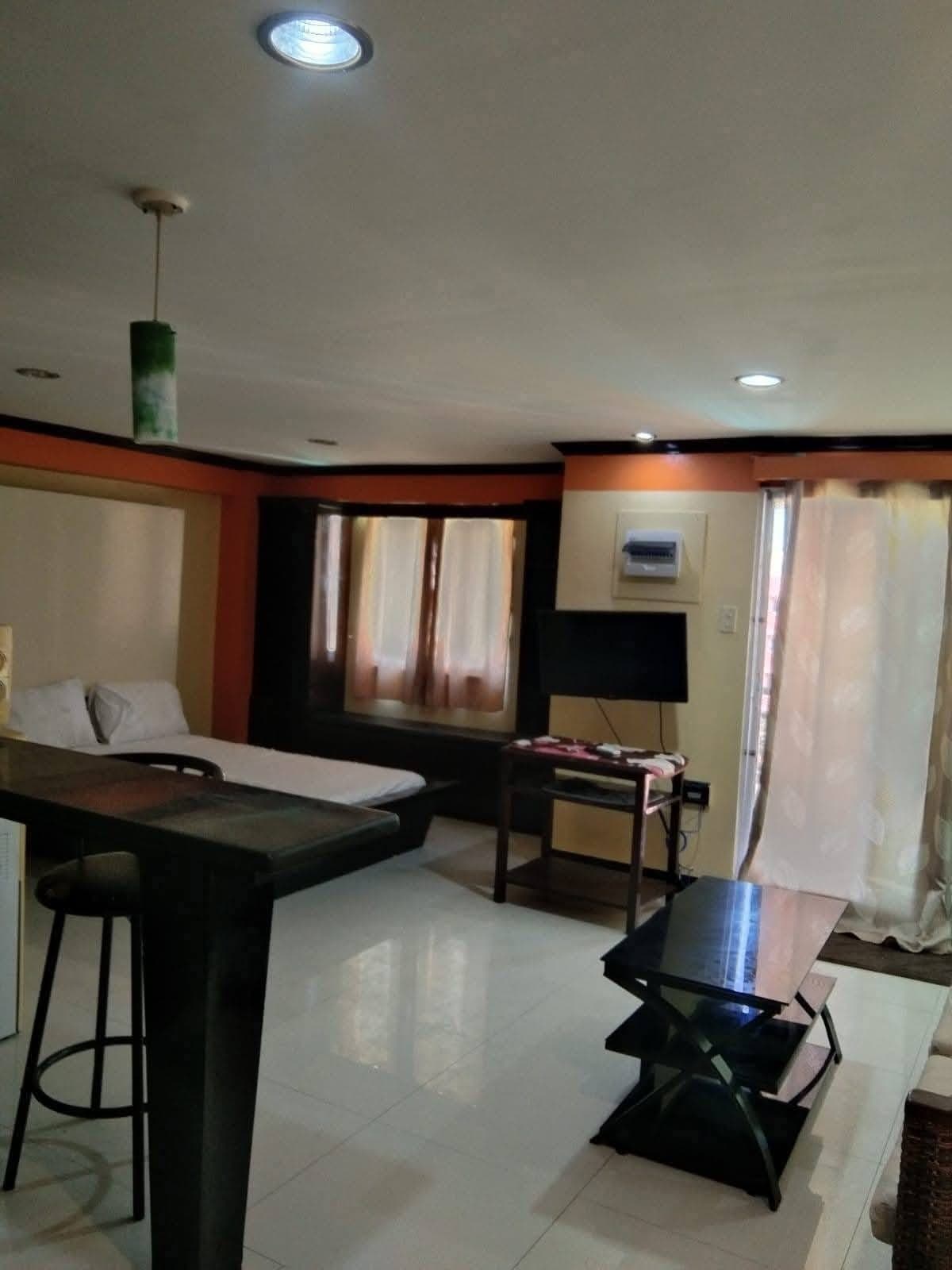 Eyes 👀 here 👇 - photo 3