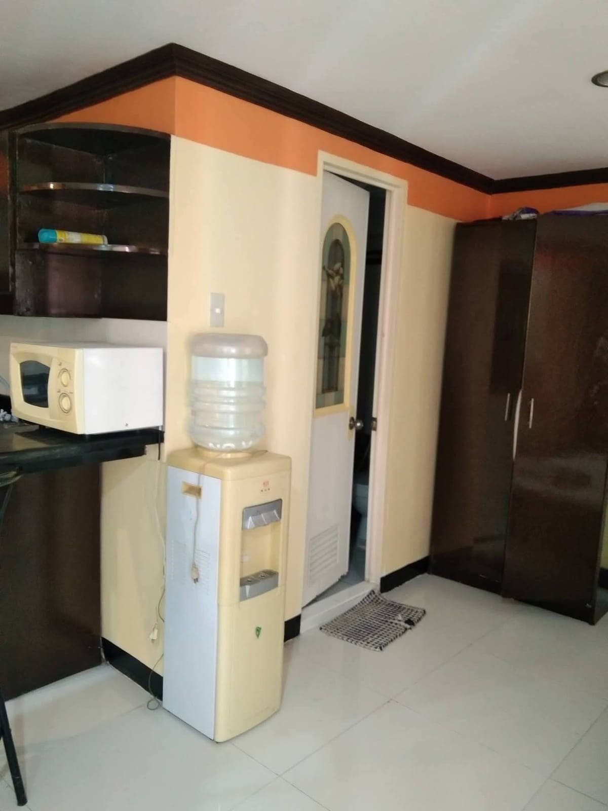 Eyes 👀 here 👇 - photo 4