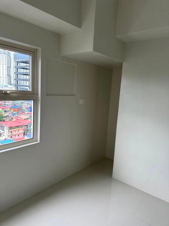 For Rent: Newly Turned Over 1 BR Unit - Ridgewood Towers Premier (12th Flr) - photo 5