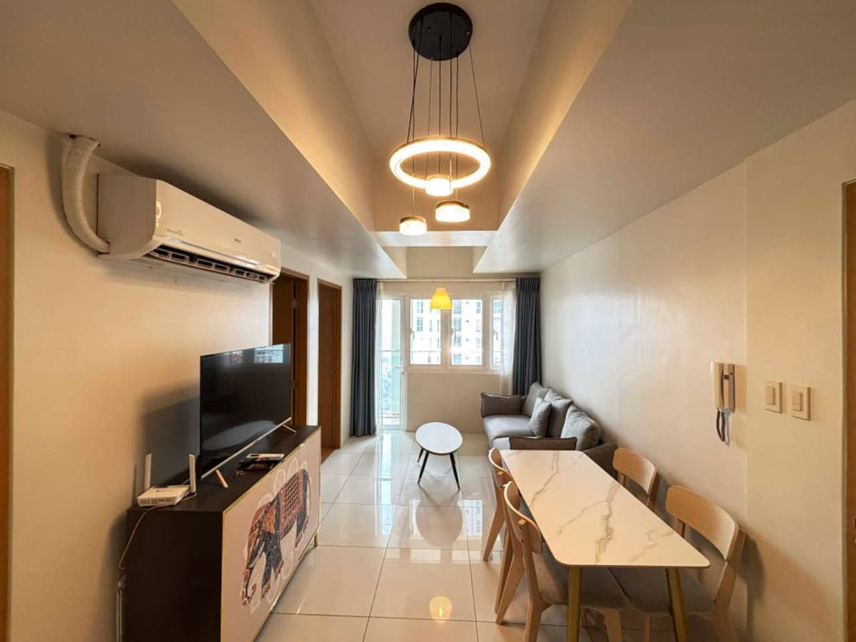 # FOR RENT - photo 1