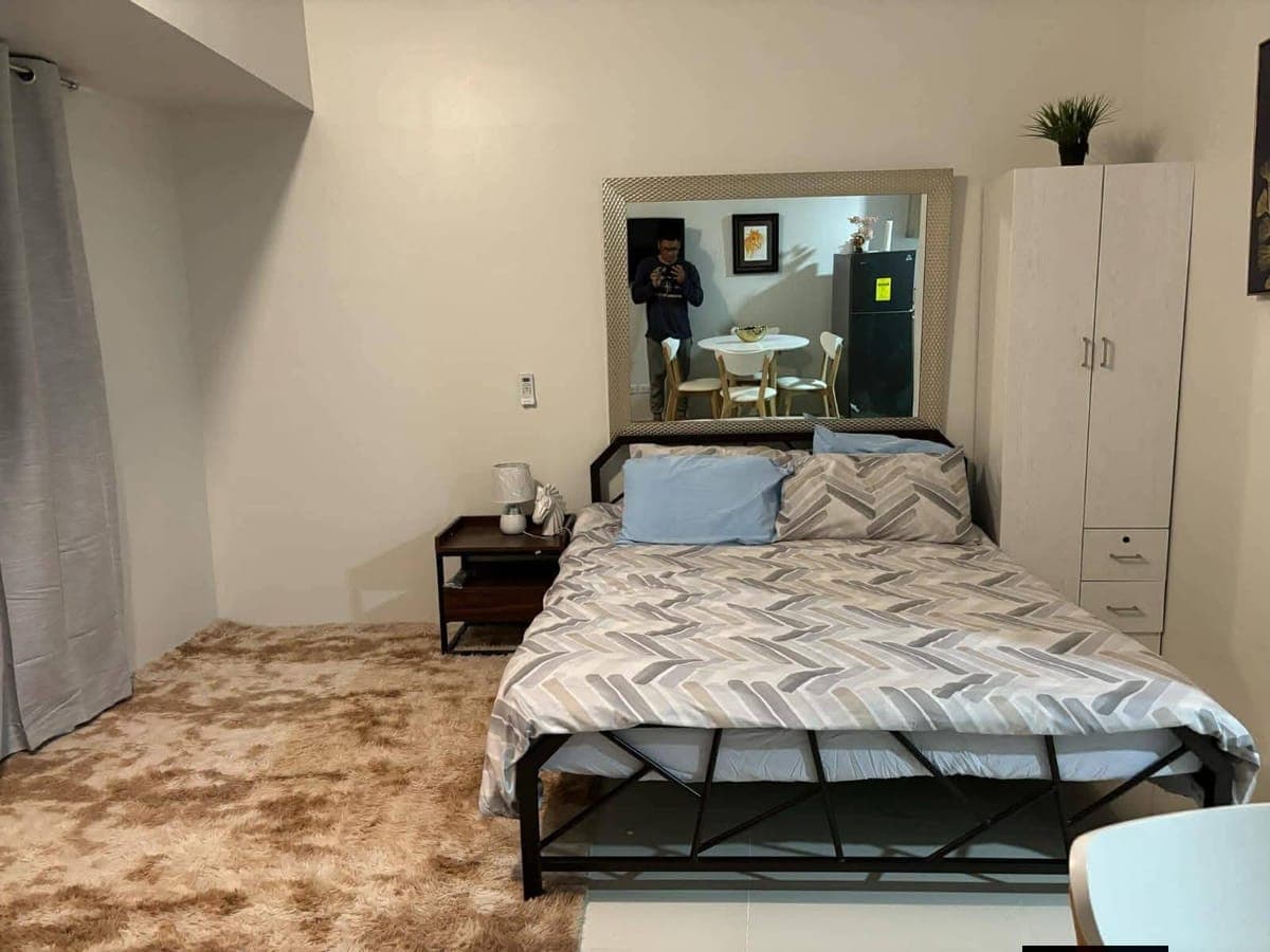 Taft East Gate available studio unit 25k/monthly inclusive condo dues. 😊 - photo 5