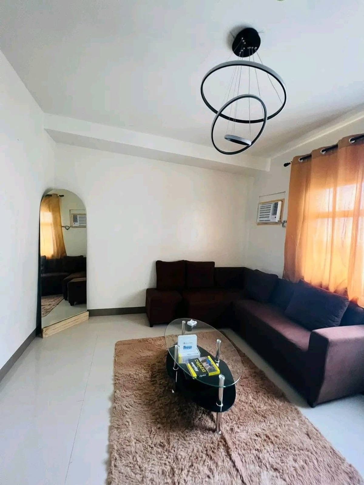 Looking for a cozy unit in the heart of the city? This 18th-floor  studio unit in Casa Mira Towers -... - photo 4