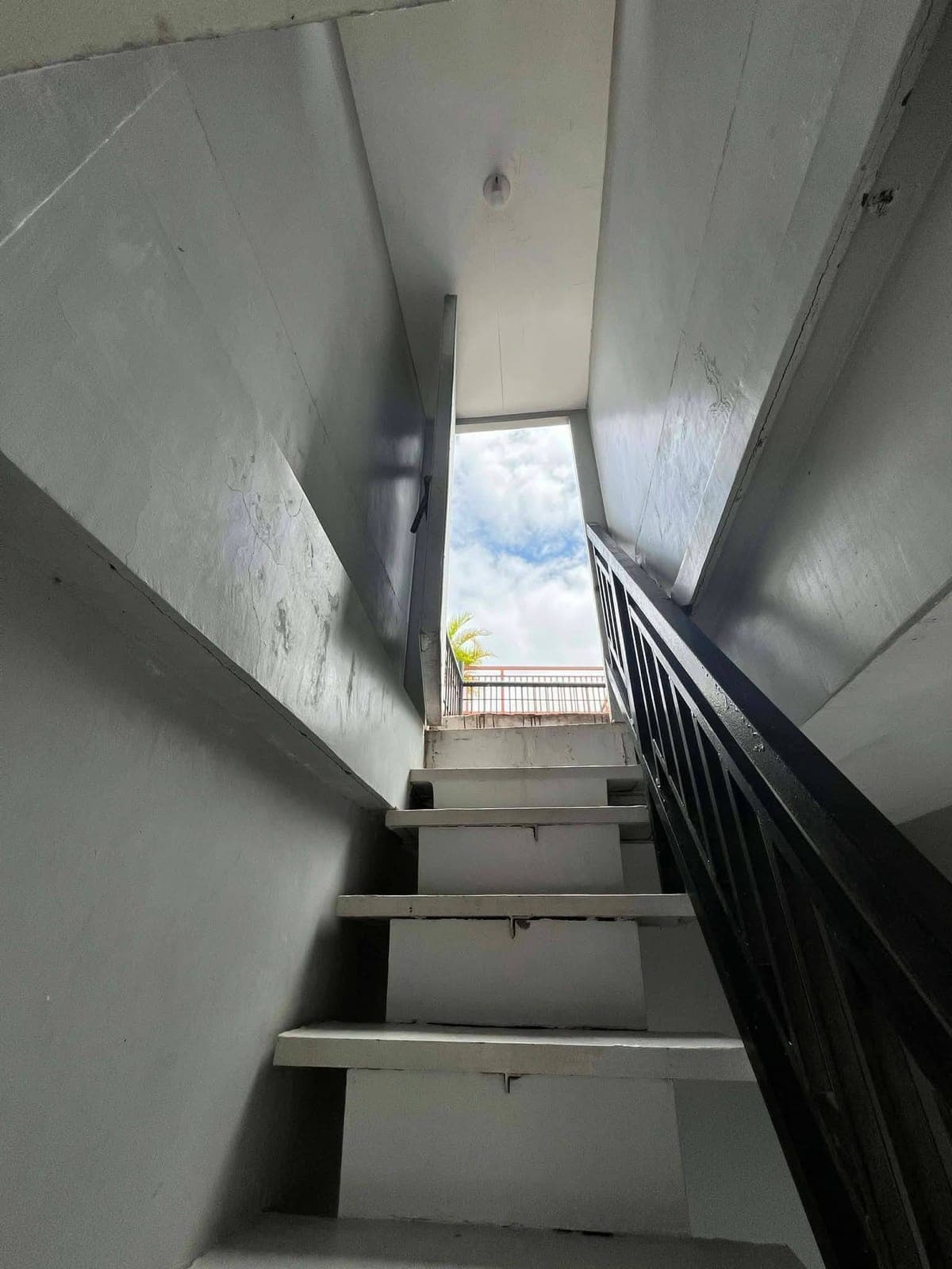 🏠 TWO-STOREY HOUSE FOR RENT! 🏠 - photo 15