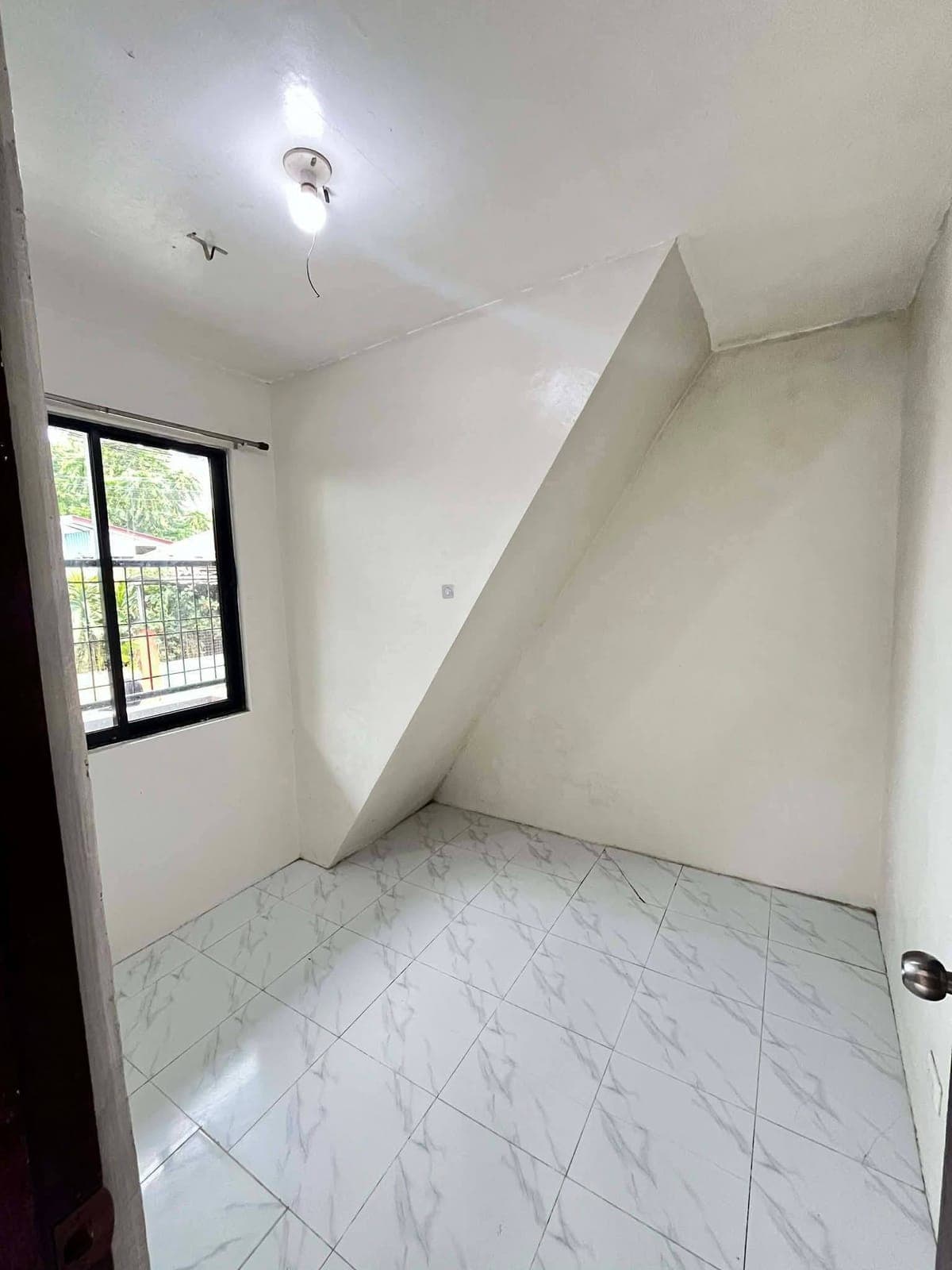 🏠 TWO-STOREY HOUSE FOR RENT! 🏠 - photo 21