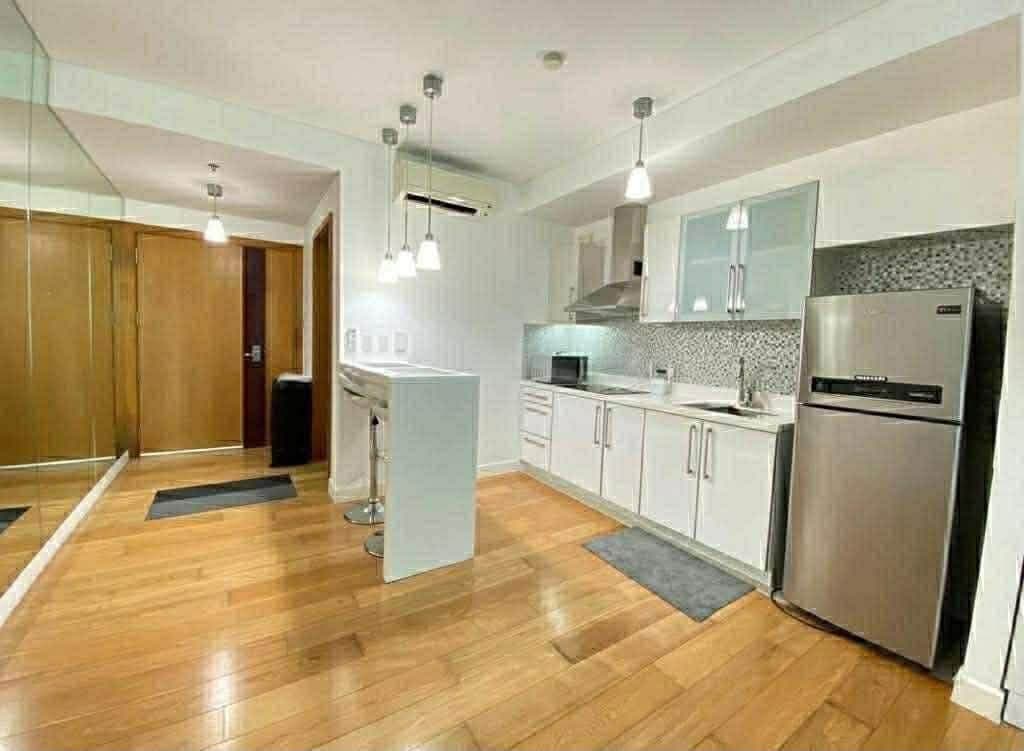 FOR RENT - photo 2