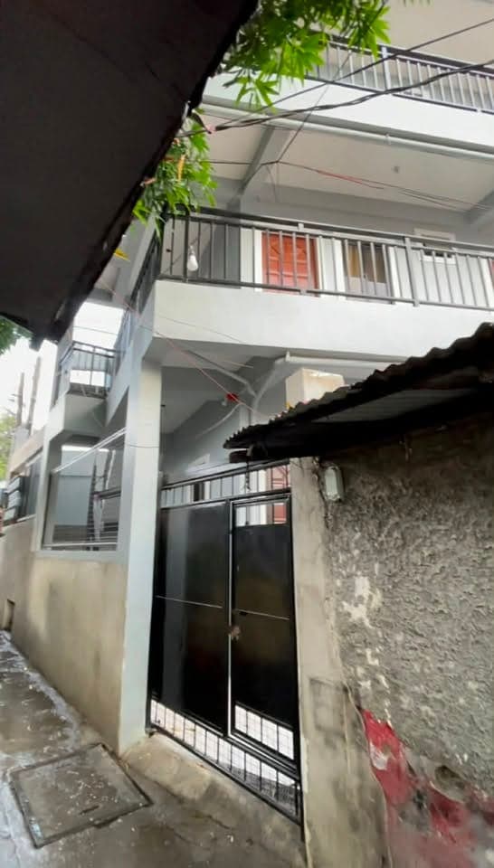 NEWLY RENOVATED APARTMENT FOR RENT - photo 1