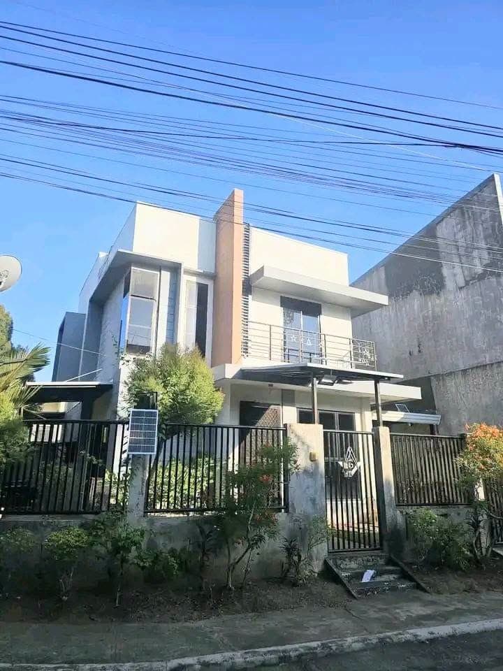 HOUSE FOR RENT – GOLDEN GLOW NORTH 1 CORNER - photo 3