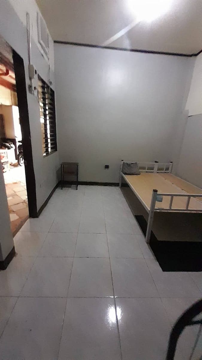 Pad available for rent - photo 1