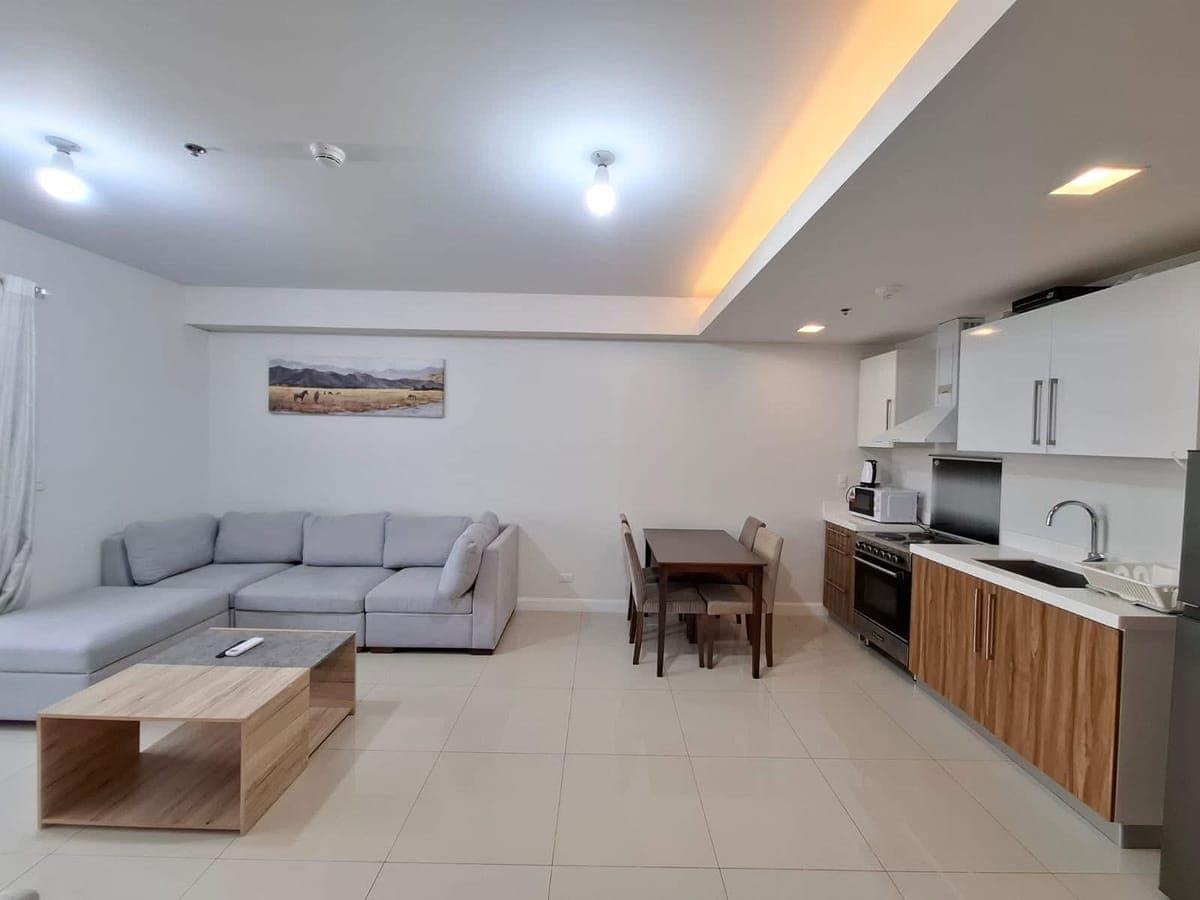 FOR RENT: Fully furnished 1-Bedroom unit at The Alcoves Ayala‼️ - photo 2