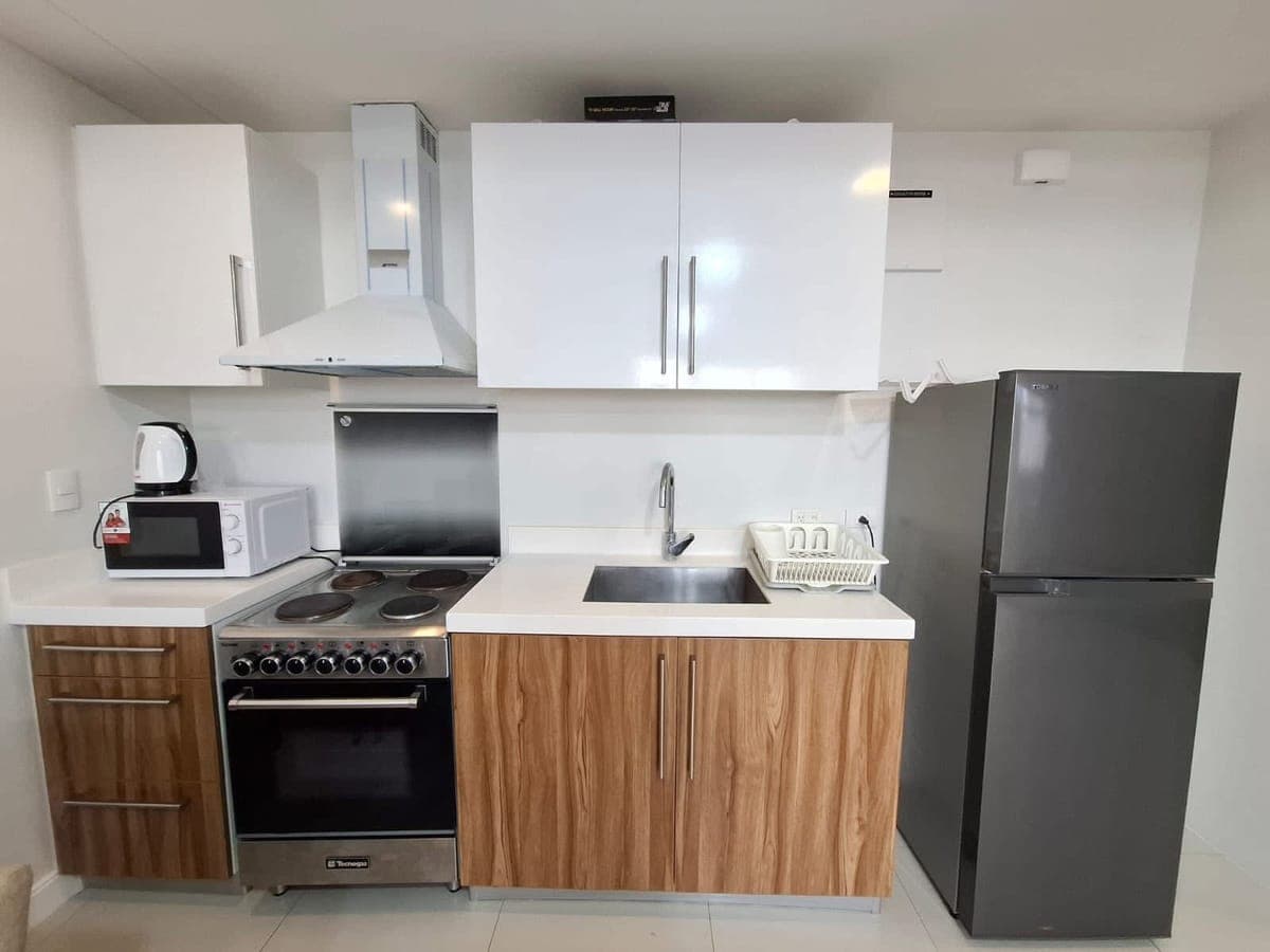 FOR RENT: Fully furnished 1-Bedroom unit at The Alcoves Ayala‼️ - photo 13