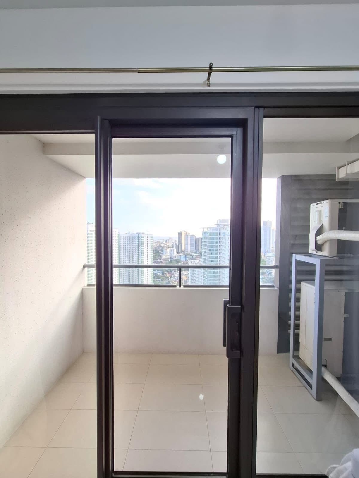 FOR RENT: Fully furnished 1-Bedroom unit at The Alcoves Ayala‼️ - photo 16