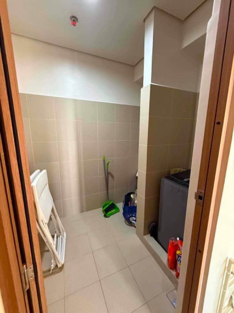FOR RENT: Fully Furnished 2-Bedroom Condo in Red Residences, Makati - photo 2