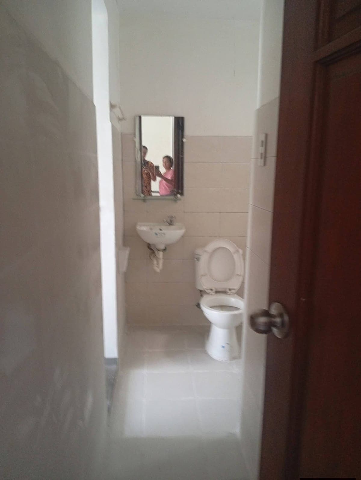 Permission to post Admin - photo 4