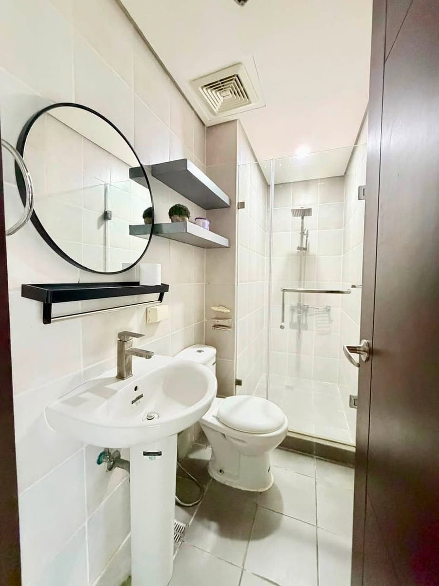 FOR LEASE: FAIRWAYS BGC - photo 5