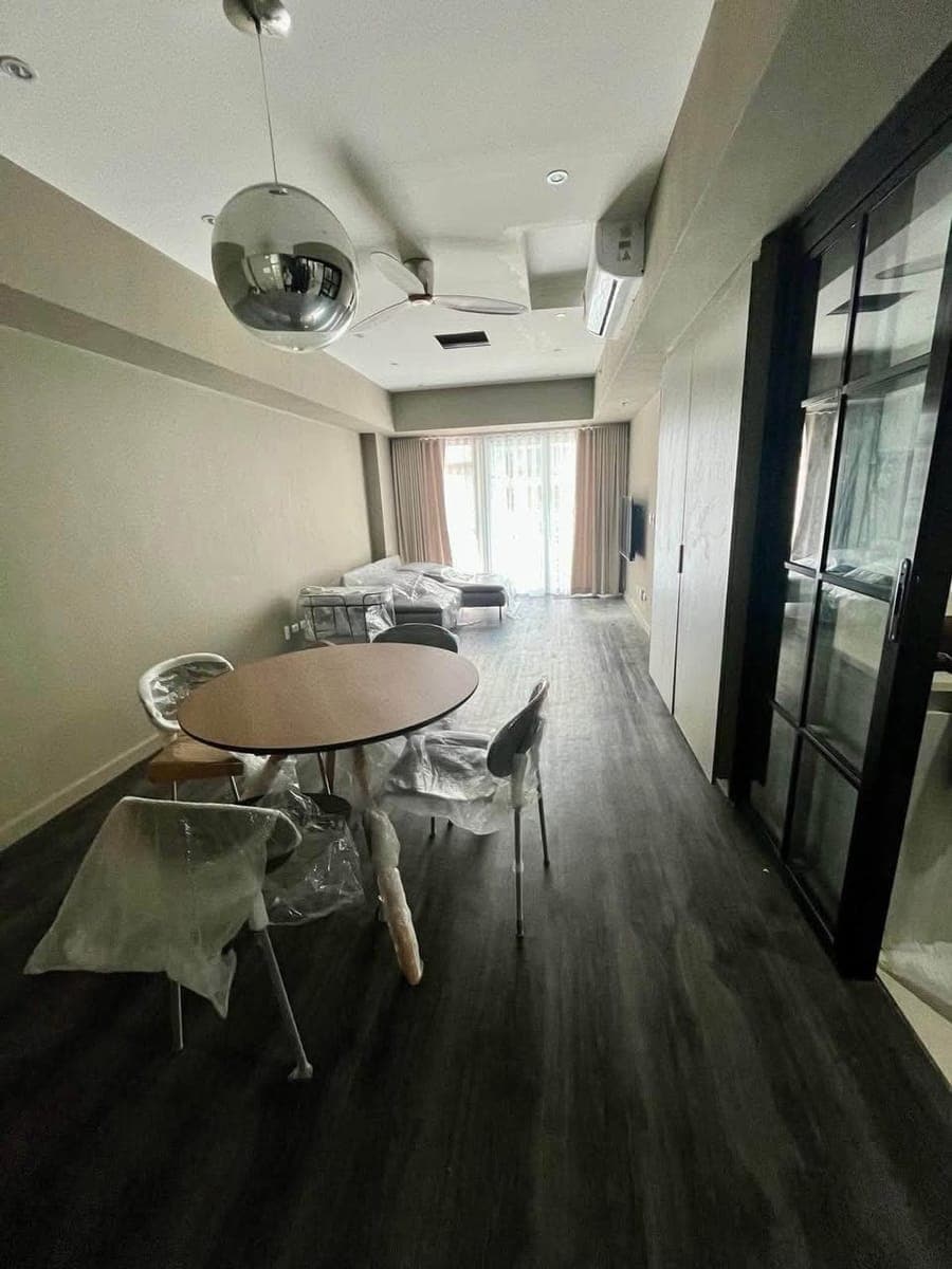 FOR RENT : THE VERANDA 1 BEDROOM - photo 1