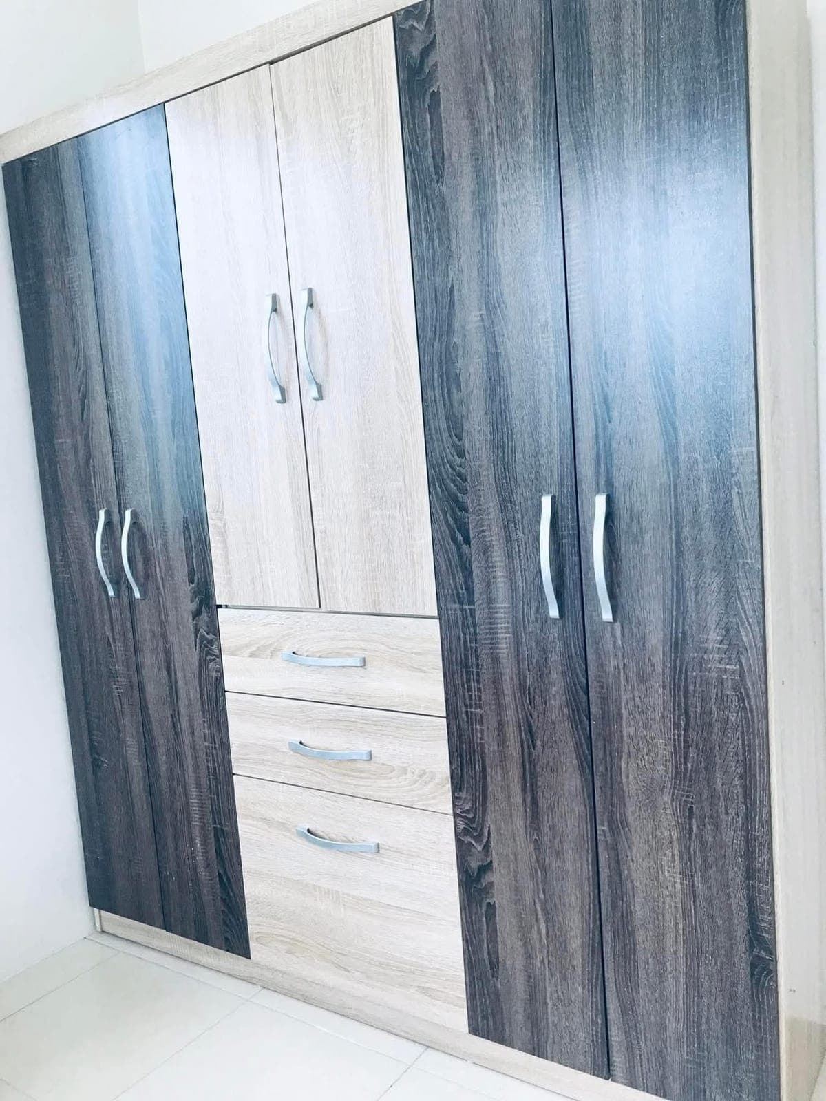 Available for viewing on 3rd week of April. - photo 9