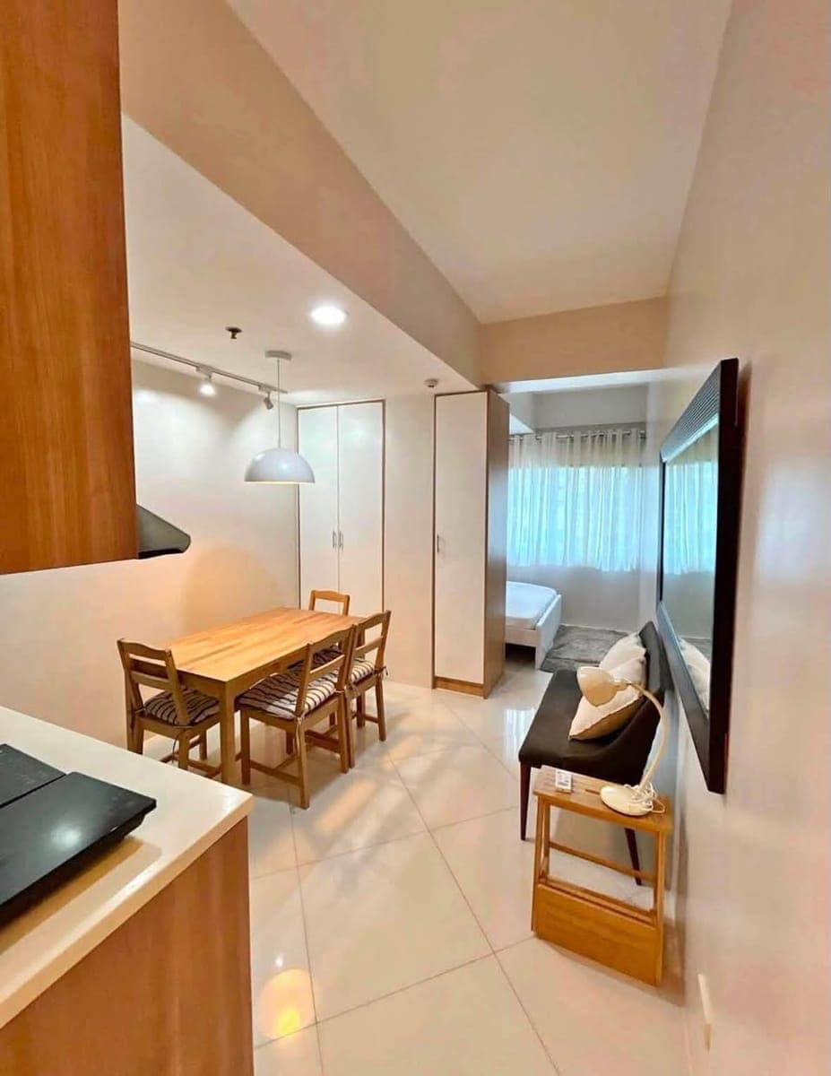 Studio unit with 27sqm | Fully Furnished - photo 1