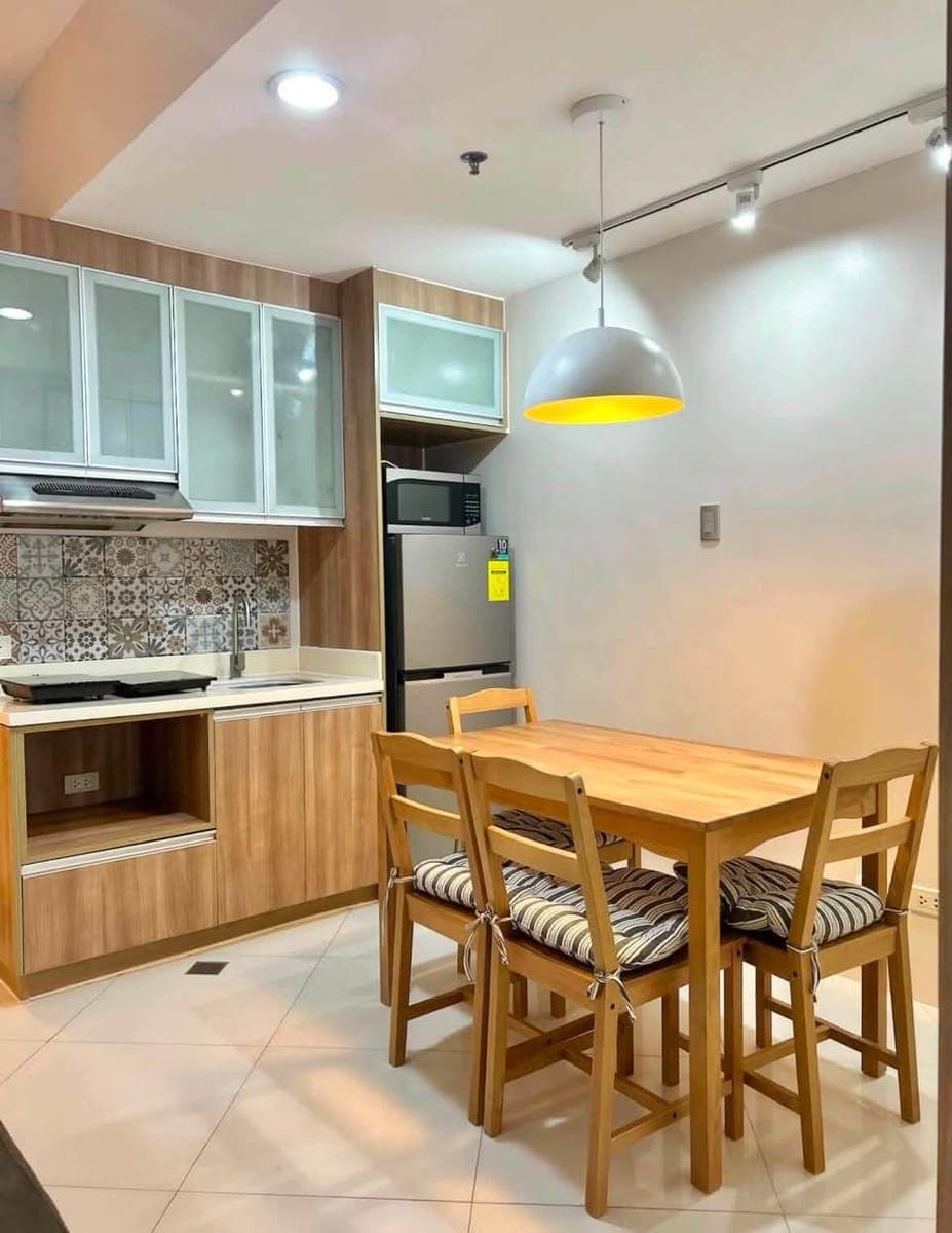 Studio unit with 27sqm | Fully Furnished - photo 2