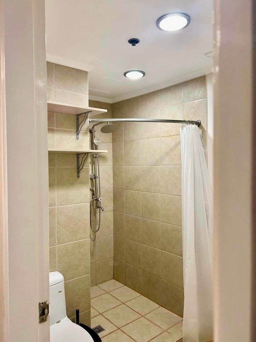 Studio unit with 27sqm | Fully Furnished - photo 5