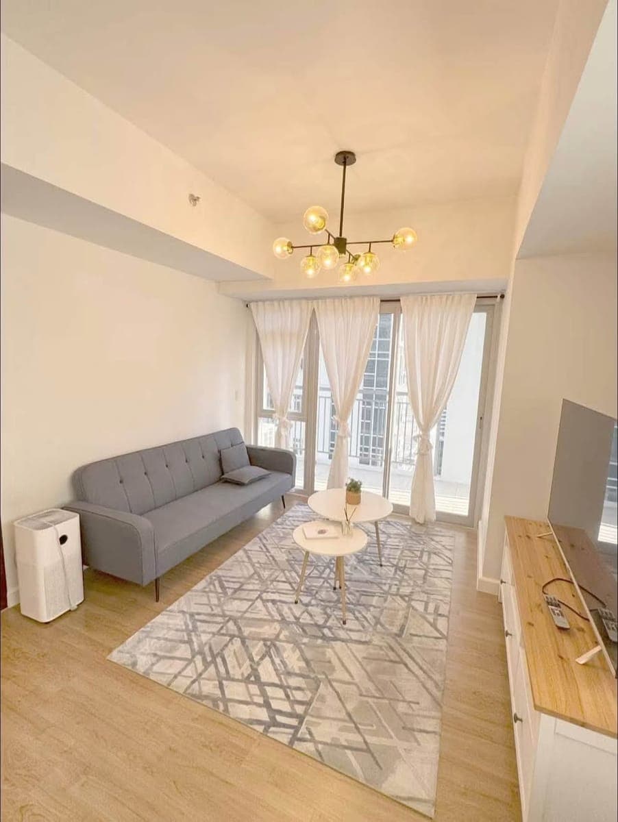Verve Tower 2 | 1BR Corner Unit - photo 1
