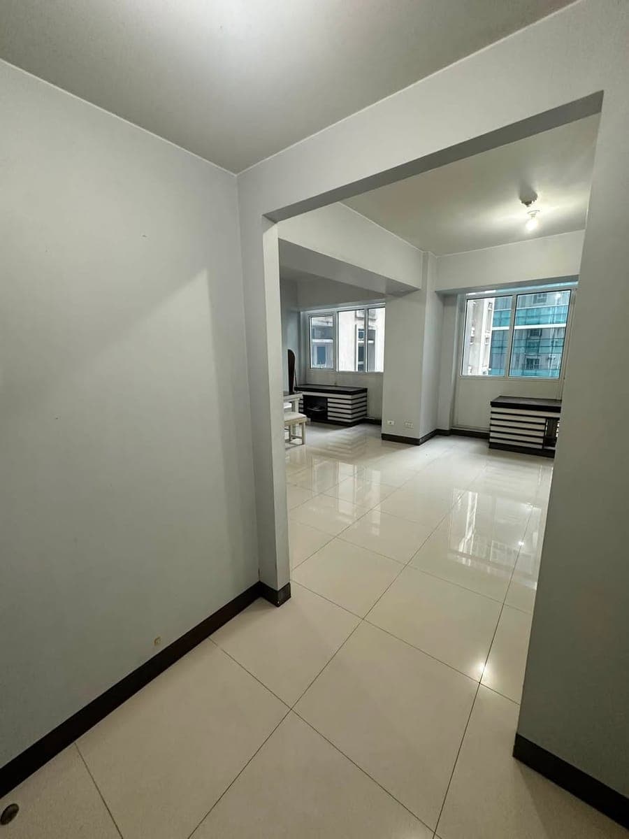 Eastwood City Condo for rent - photo 1