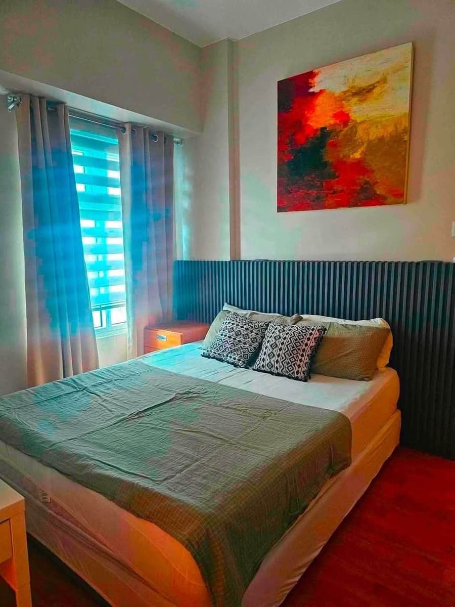 FOR LEASE: Fully furnished  1 Bedroom unit at Trion Tower 2, BGC - photo 3