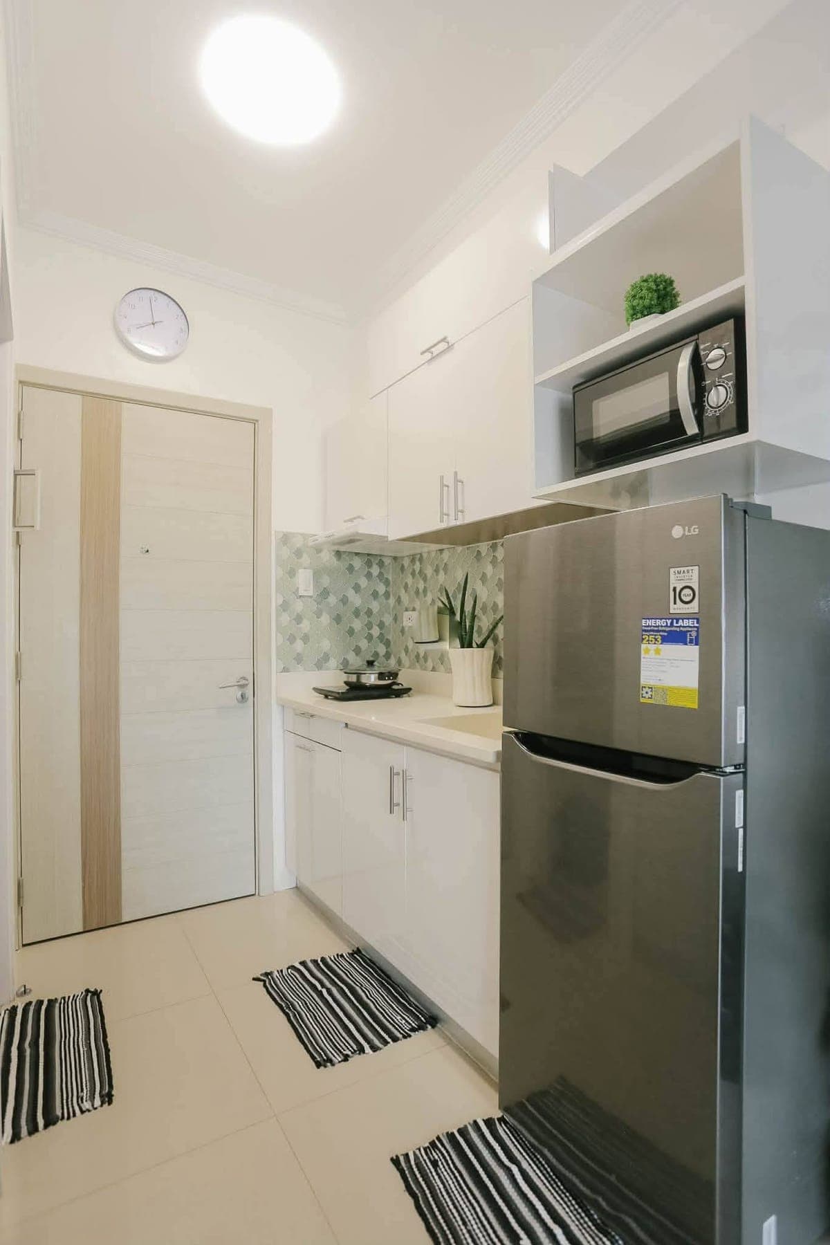 STUDIO UNIT FOR RENT NEAR SWU, JONES AVE, MEGA REVIEW CENTER, CHONG HUA, VICENTE SOTTO,  FUENTE - photo 4