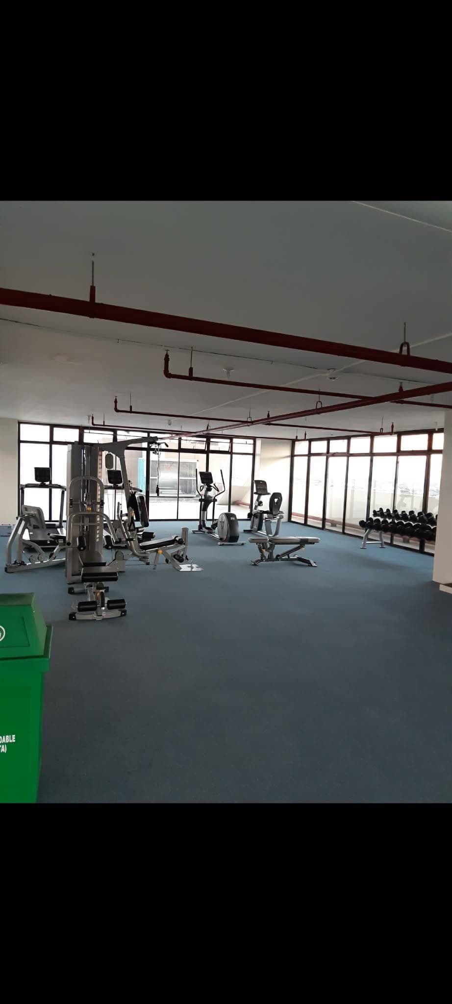 Available now - photo 2