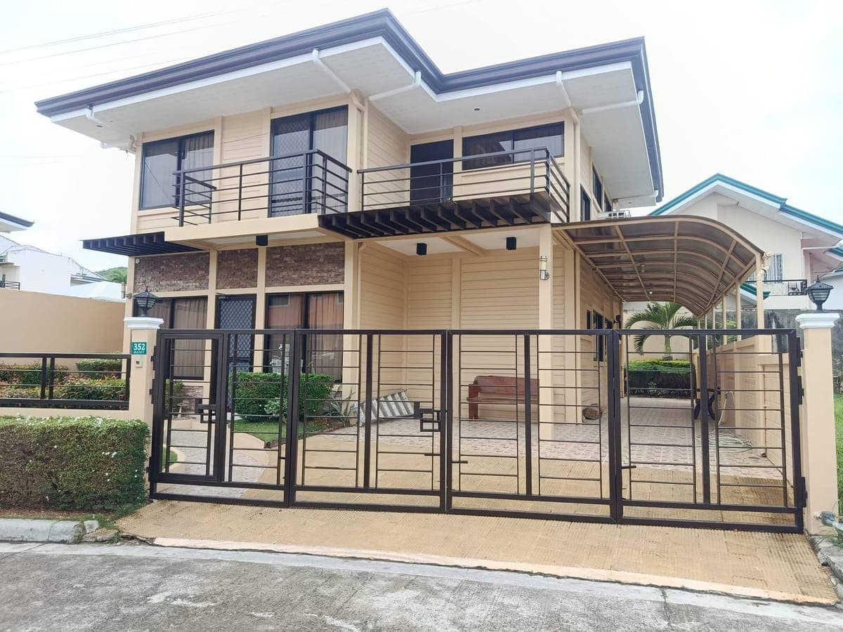 LIVE IN COMFORT & STYLE – ECO-FRIENDLY FAMILY HOME IN TALAMBAN! - photo 11