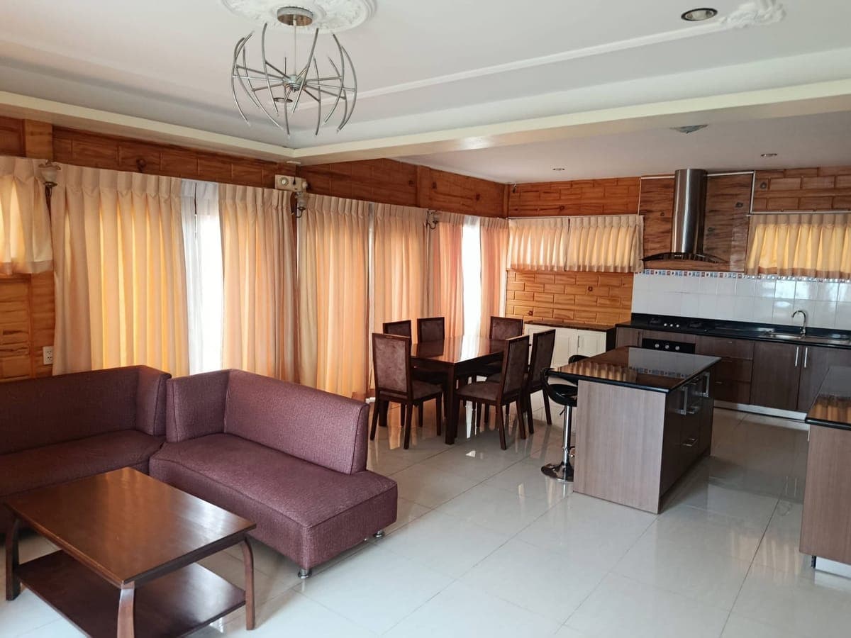 LIVE IN COMFORT & STYLE – ECO-FRIENDLY FAMILY HOME IN TALAMBAN! - photo 14