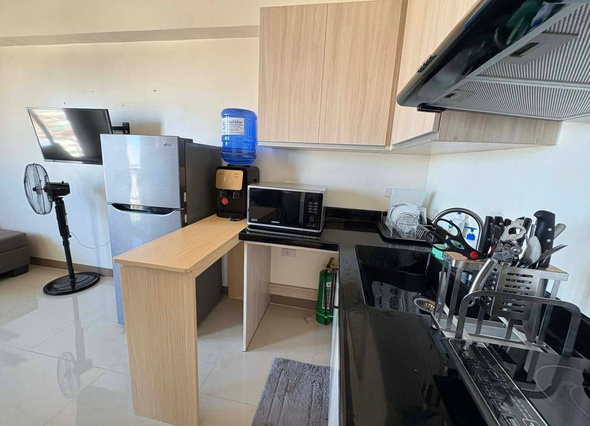 MABOLO GARDEN FLATS - photo 1