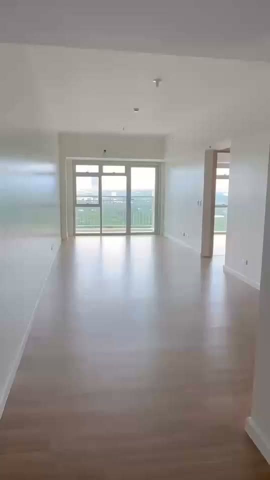 FOR LEASE - photo 1