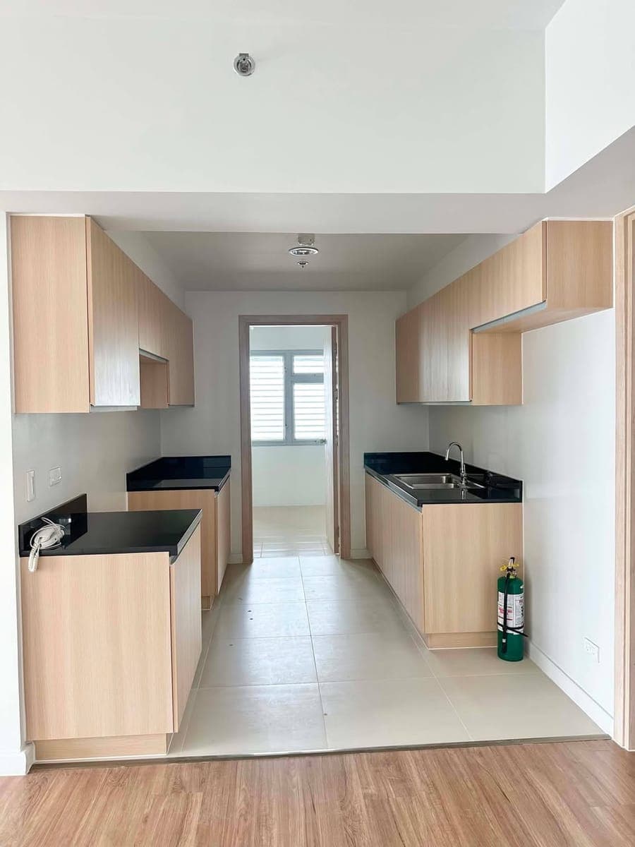 FOR LEASE - photo 3