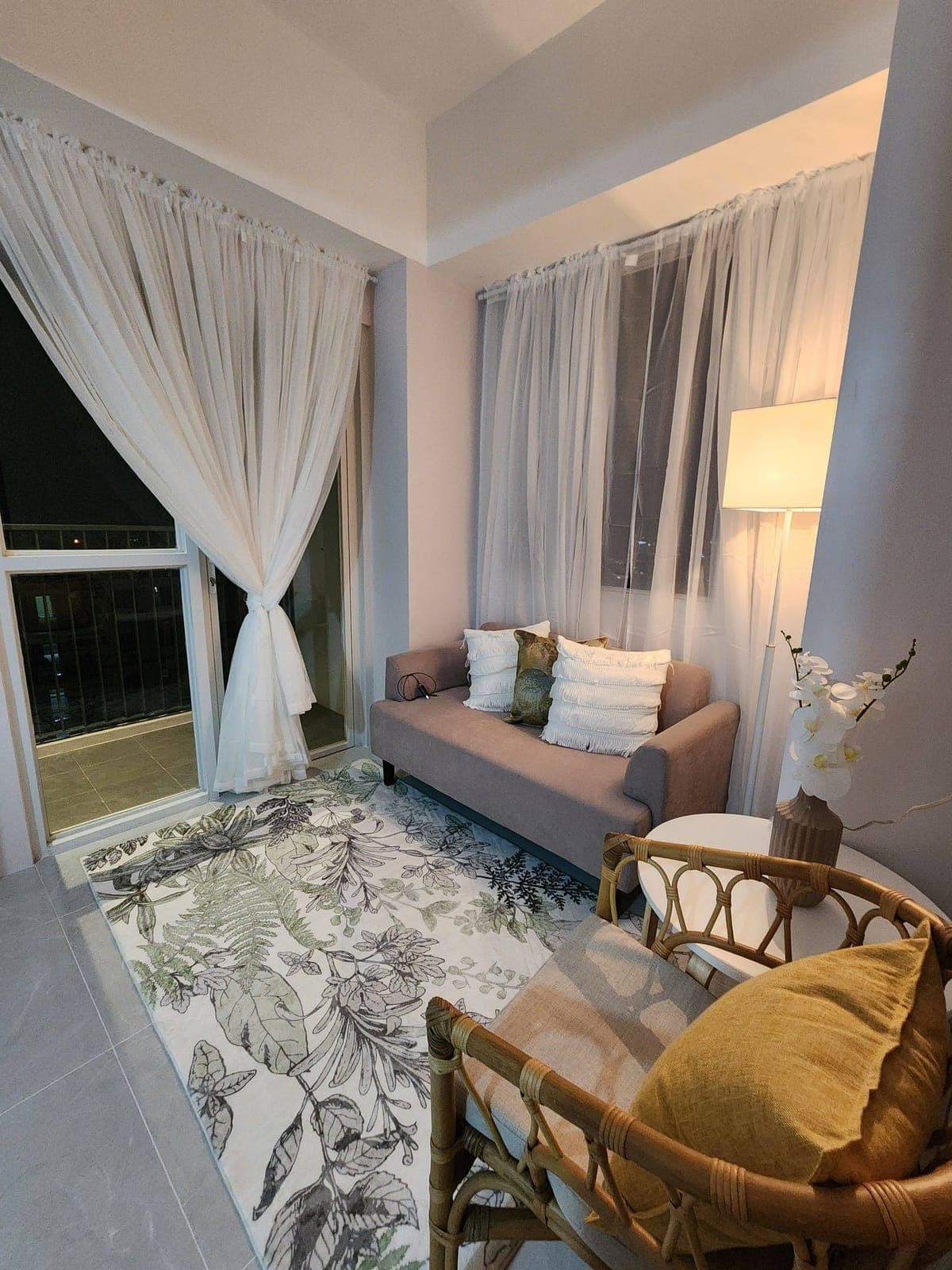 Brand New , 1- bedroom condo unit for rent in Casa Mira Mandaue - photo 2