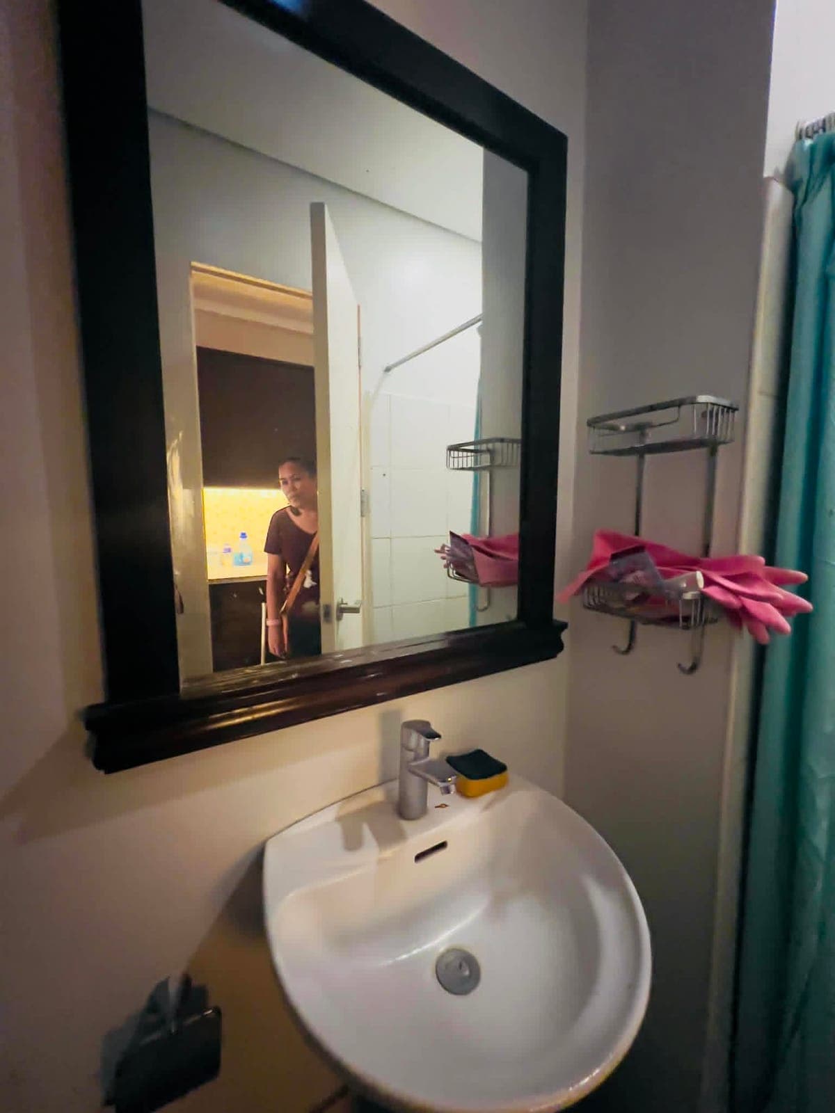 Semi-furnished Persimmon Mabolo studio unit, available now!!! - photo 1