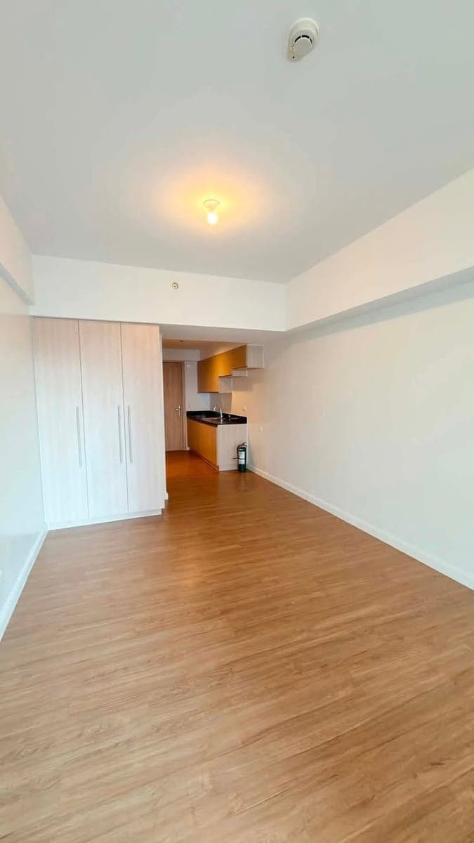 FOR RENT: OREAN PLACE TOWER 1 - photo 2