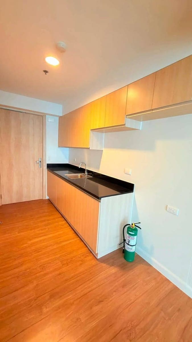 FOR RENT: OREAN PLACE TOWER 1 - photo 3