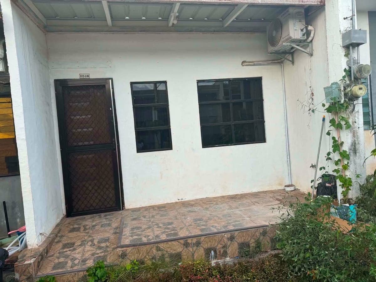 House for rent - photo 1